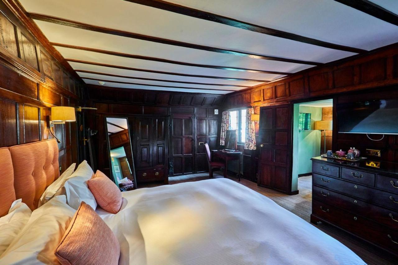 Ockenden Manor Hotel & Spa Cuckfield Extérieur photo