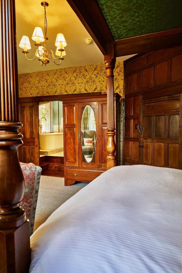 Ockenden Manor Hotel & Spa Cuckfield Extérieur photo