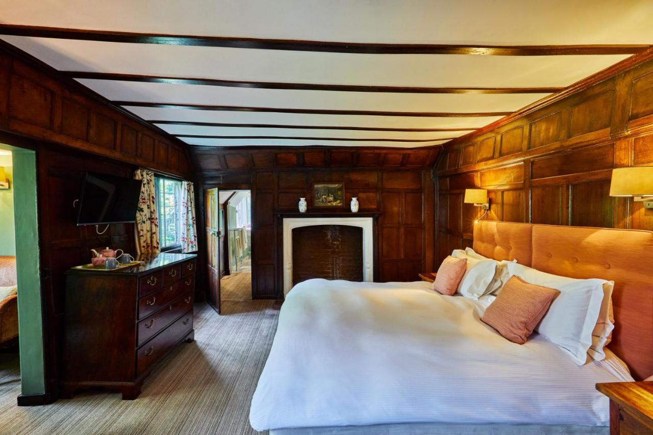 Ockenden Manor Hotel & Spa Cuckfield Extérieur photo