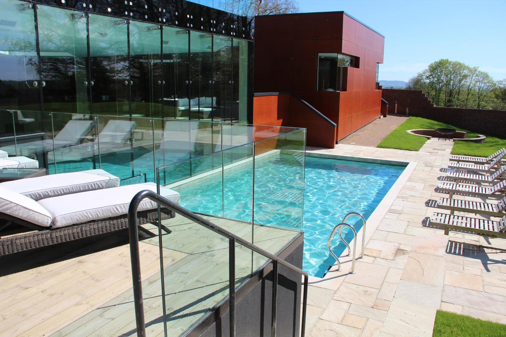 Ockenden Manor Hotel & Spa Cuckfield Extérieur photo