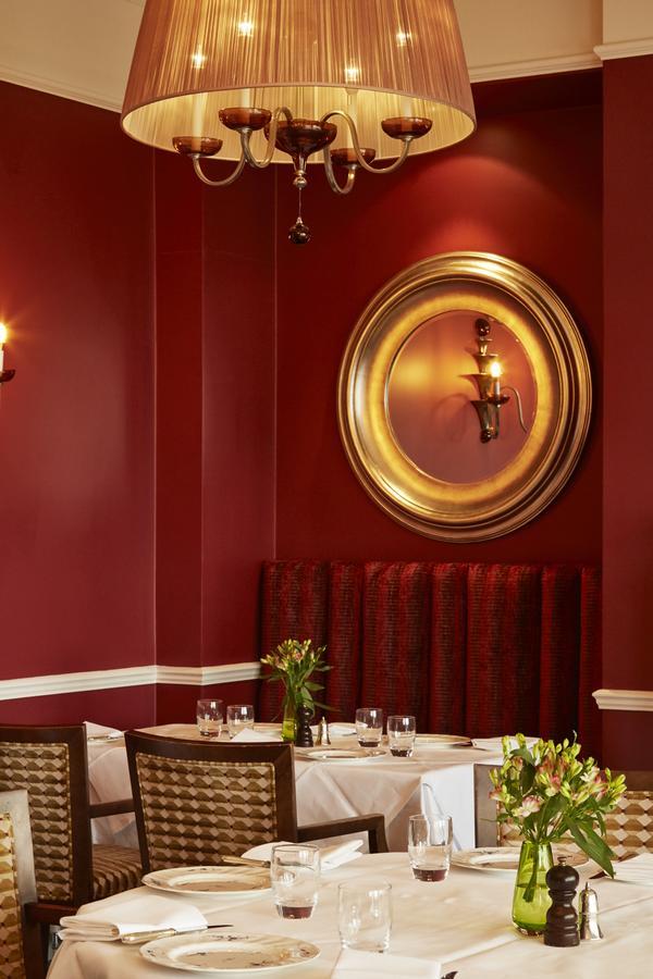 Ockenden Manor Hotel & Spa Cuckfield Extérieur photo