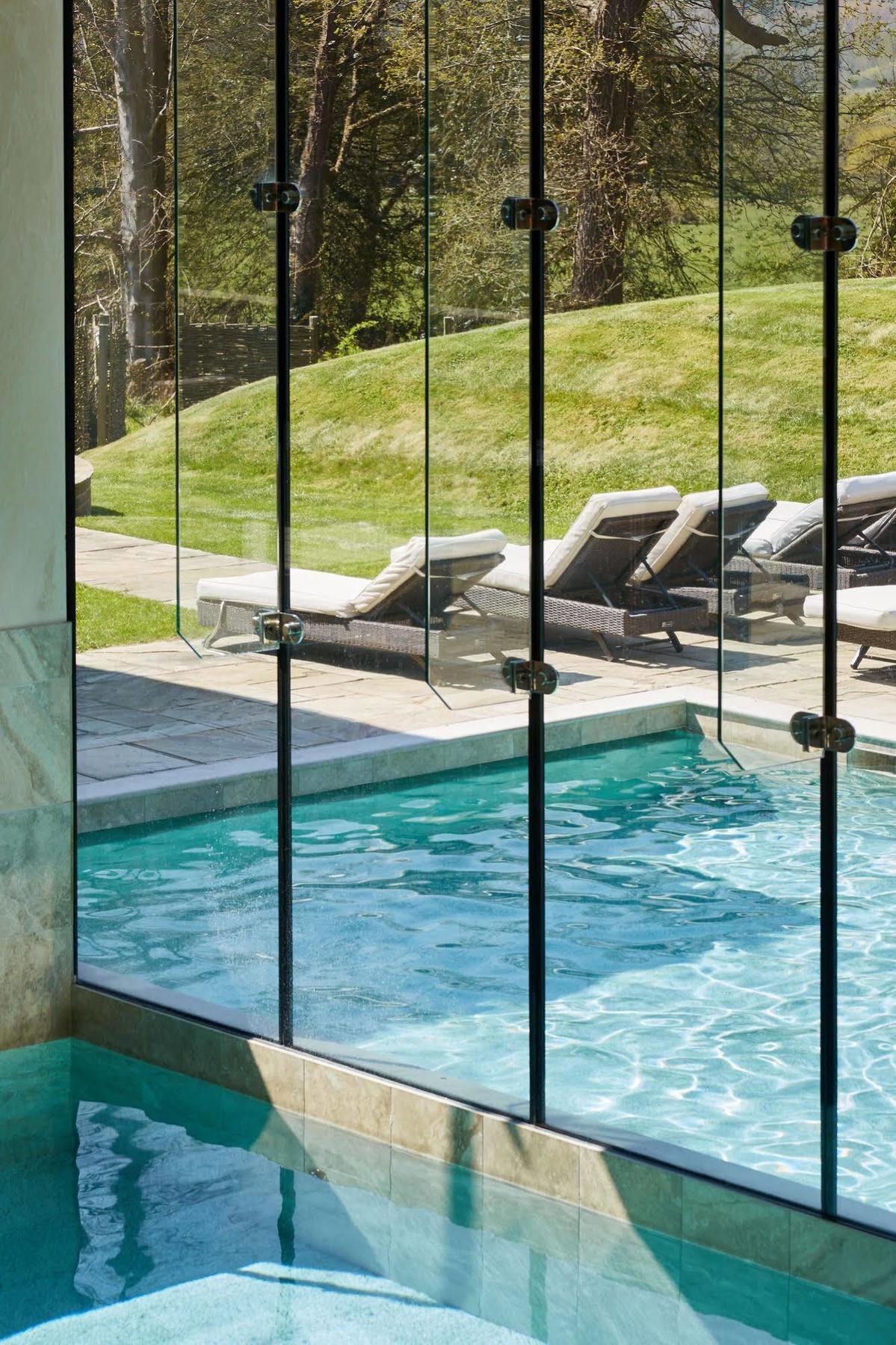 Ockenden Manor Hotel & Spa Cuckfield Extérieur photo