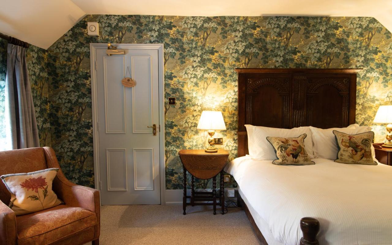 Ockenden Manor Hotel & Spa Cuckfield Extérieur photo